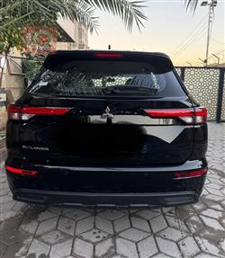 ميتسوبيشي اوتلاندر